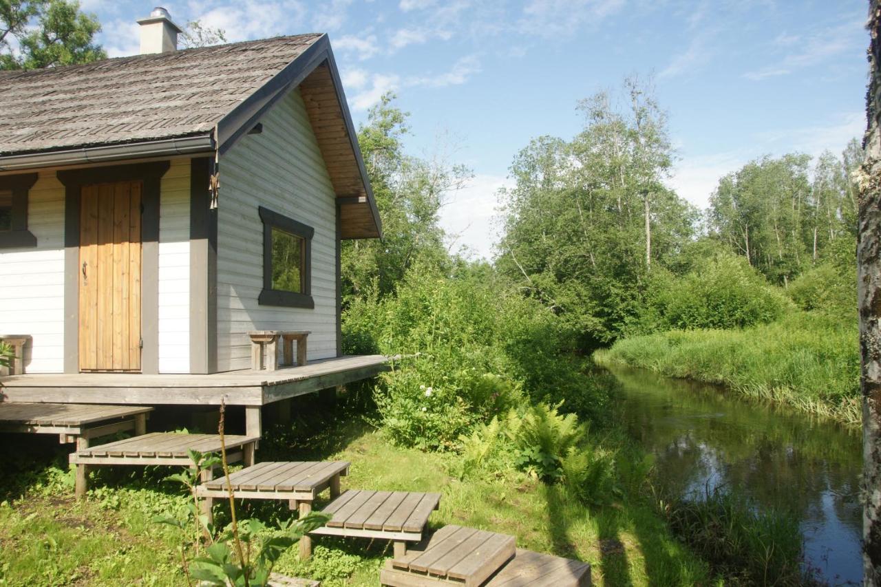 Bear Manor Lacu Muizina Lägenhet Pāle Exteriör bild