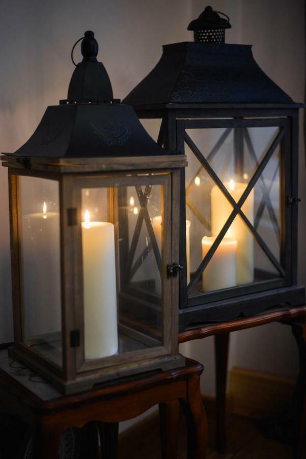 Bear Manor Lacu Muizina Lägenhet Pāle Exteriör bild
